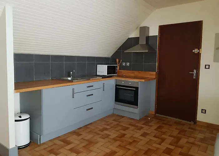 Joli Petit Appartement Au Calme